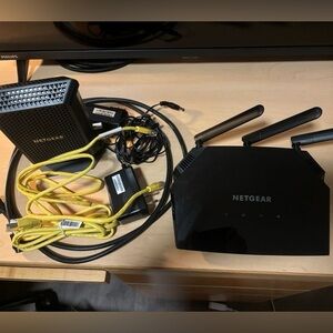 Netgear modem & router set